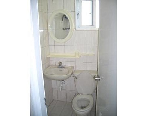 華醫學生套房近仁德交流道家樂福特力屋 - Image 5
