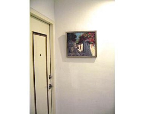 限女套房,近車站捷運,生活機能方便 - Image 4