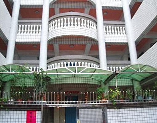 🏠南寧街便宜套房|近新光三越|學生優惠 - Image 1