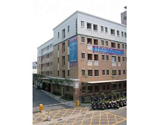 雙人豪華套房。校門前7-11對面.會館B - Image 12