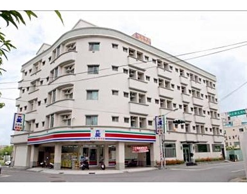 精緻套房(近南應大,南台科大) - Image 2