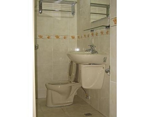 新埔捷運站對外窗套房出租 - Image 3