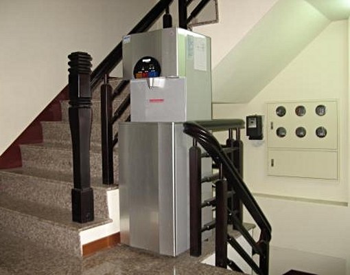 套房出租(採光佳,東區交通方便) - Image 6