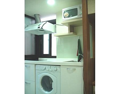 樓中樓雙電視含第四台、管理費、專人收垃圾 - Image 6