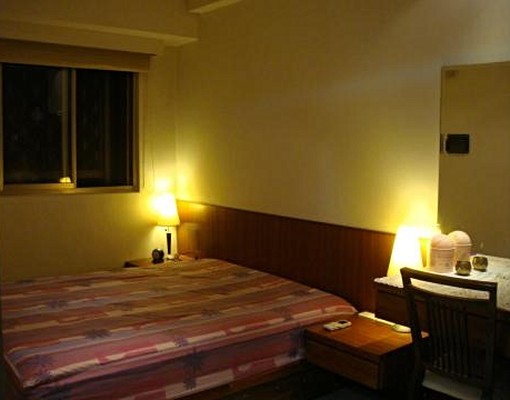 中和中正路心中市遠東科技園區旁17坪! - Image 3