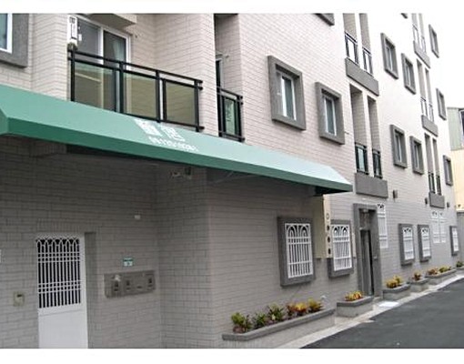 勤居-精品大套房,安南區安和路一段 - Image 1