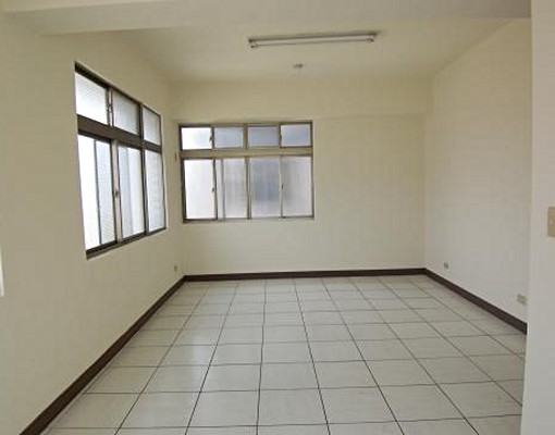 優質管理社區高層景觀住宅,附車位 - Image 4