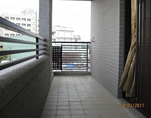 只租女生靜宜弘光精緻別墅超大套房住戶單純 - Image 6