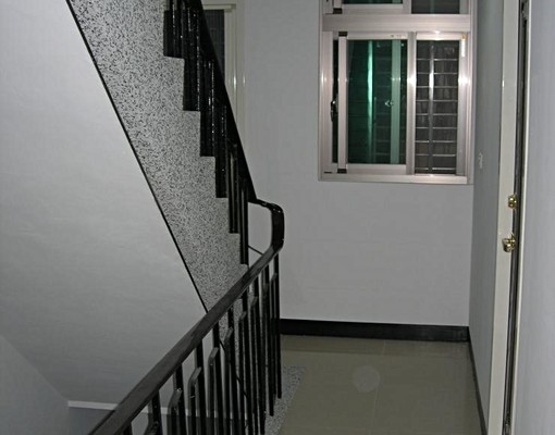 ~全新設計裝潢套房~一分鐘達捷運中和站 - Image 1