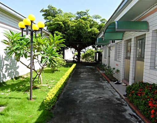 物美價廉花園套房 - Image 1