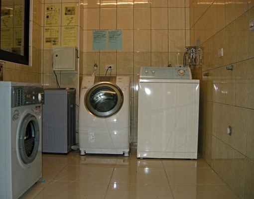 自強南路旁優質套房(近竹科及台元) - Image 5