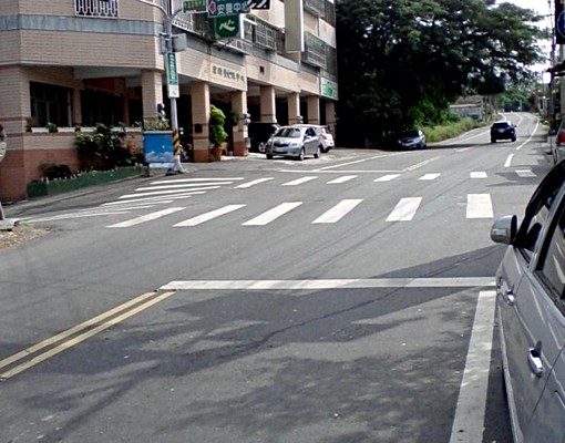 正員水路3F透天出租.4大房.店住皆可 - Image 2