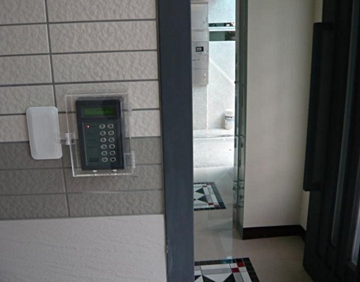 興大國圖靜巷涼爽設計師美屋可租補(全包電不包) - Image 2