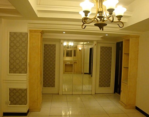 18甲優質社區~典雅裝潢~大四房~機能佳~可租補 - Image 3