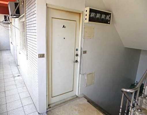 中正路、新莊捷運、環境單純的優質套房出租 - Image 4