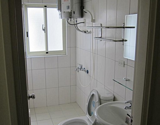 獨立高規套房..榮總中科東海逢甲 - Image 1