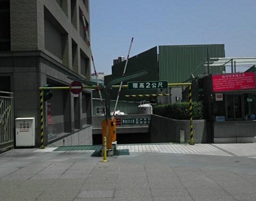 平面大車位.近彩色遠東ABC大休旅車 - Image 6