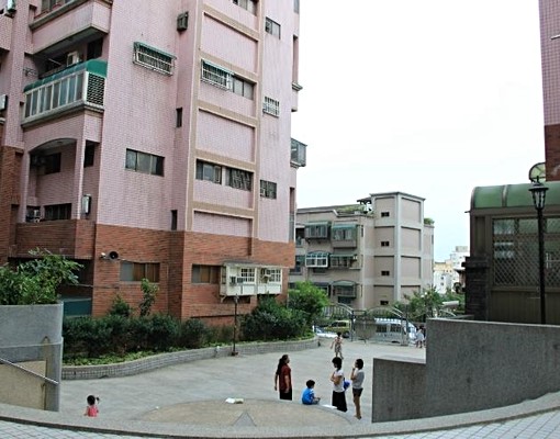 (優質景觀戶）便宜出租環境視野通風超好可煮可養動物馬上入住 - Image 1