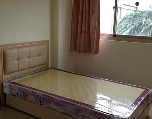 近三重國小捷運,環境單純~~ - Image 2