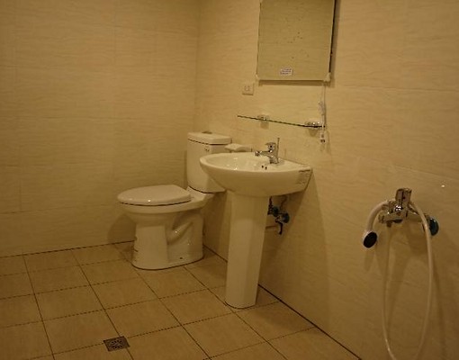精一路與龍安街交叉口近夜市 - Image 3