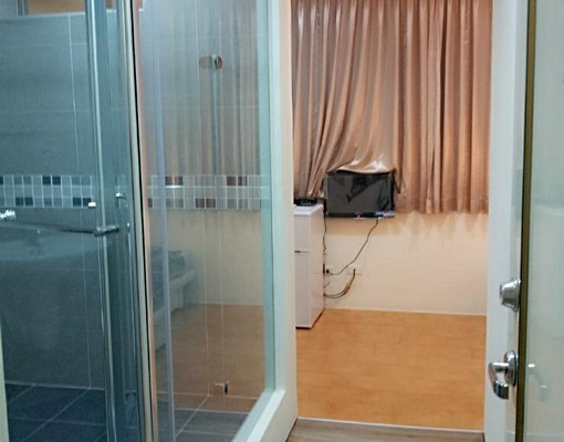 自租光復路門口竹科別墅公車站牌樓上裝潢五星級飯店式寬頻套房 - Image 2