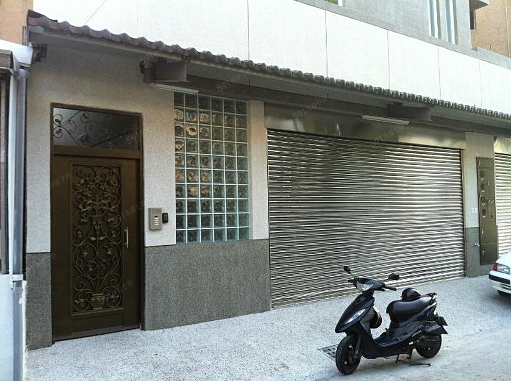 感應防盜出入口