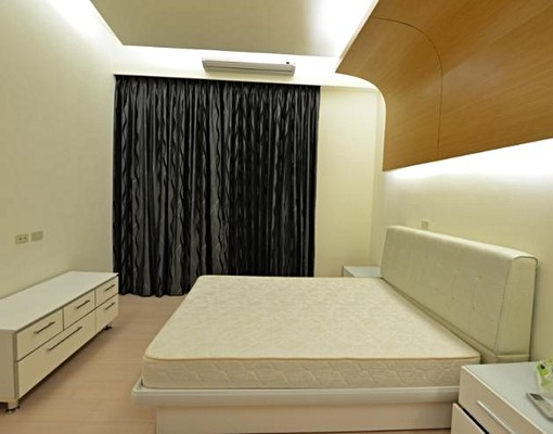高鐵站前*總裁行館*挑高7米 - Image 6