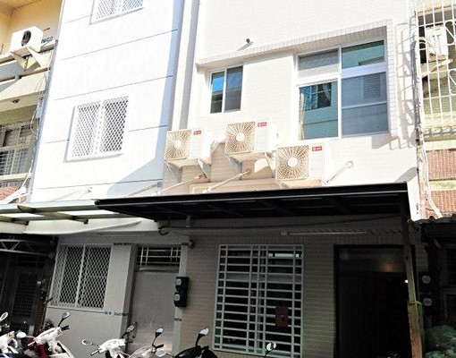 全新裝潢學生宿舍成大後火車站 - Image 7