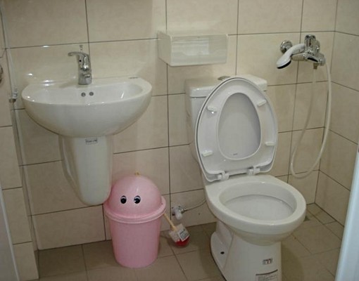 優質套房近南科（距離健身工廠3分鐘） - Image 4