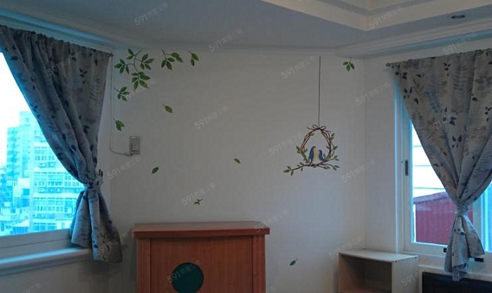 雙面採光、隔音氣密窗