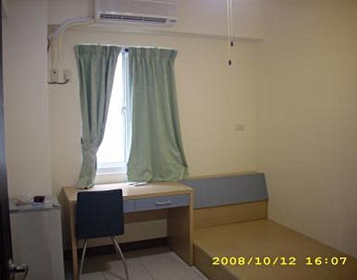 鄰近高師大個人獨立套房 - Image 1