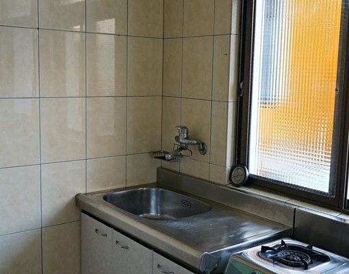 板橋優質房近亞東、捷運和火車站(學生有優惠) - Image 2