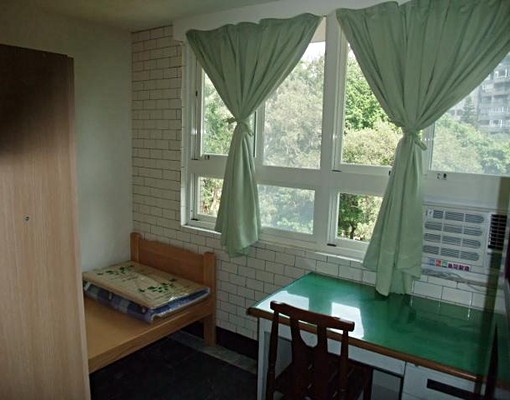 捷運府中站旁,精裝雅房 - Image 1