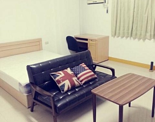 爵士大套房近彰基稅捐處地政事務所彰師大 - Image 2
