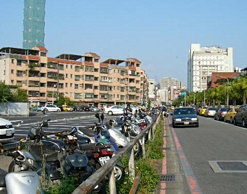 北醫宿舍旁、邊間明亮舒適，附個人淋浴間 - Image 8