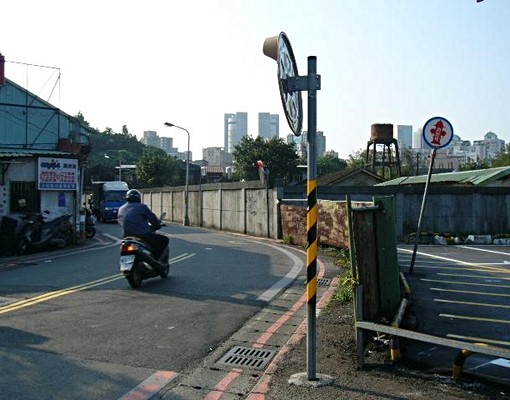 北醫宿舍旁、邊間明亮舒適,附個人淋浴間 - Image 7