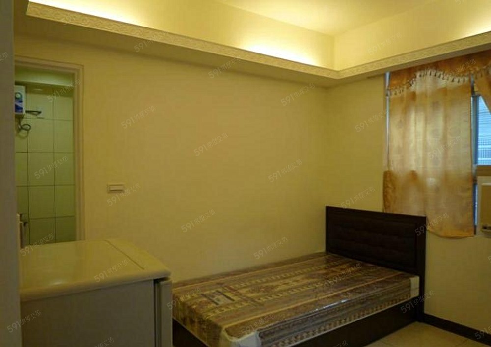 房間一 分租套房/4坪11000