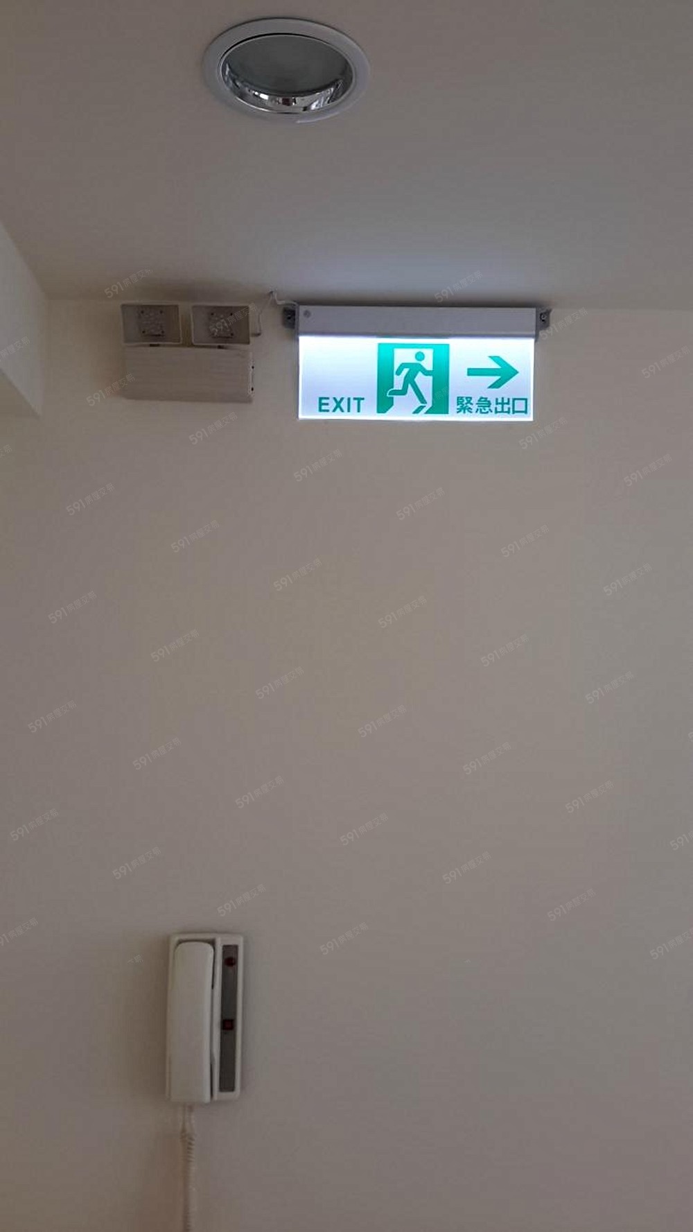 緊急照明 安全逃生