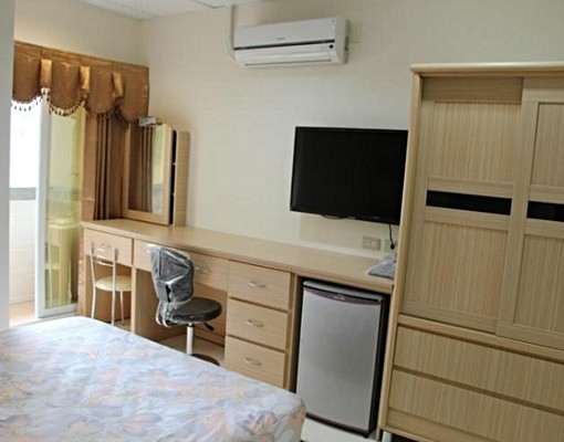 鼎山家樂福義享天地獨立陽台個人洗衣機套房 - Image 1