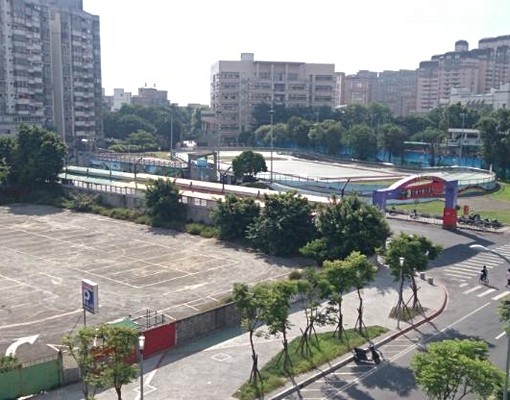 周邊生活環境佳,光明公園,捷運A21 - Image 5