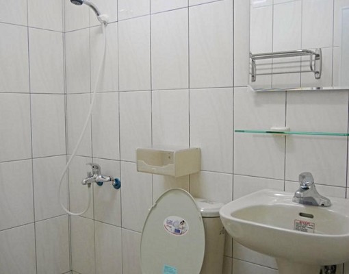 套房出租全家隔壁離樹人醫專4分鐘 - Image 4