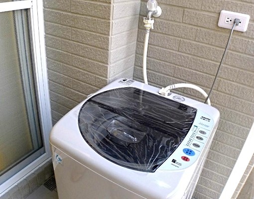 電梯套房(近成大)、獨立陽台洗衣機流理台 - Image 5