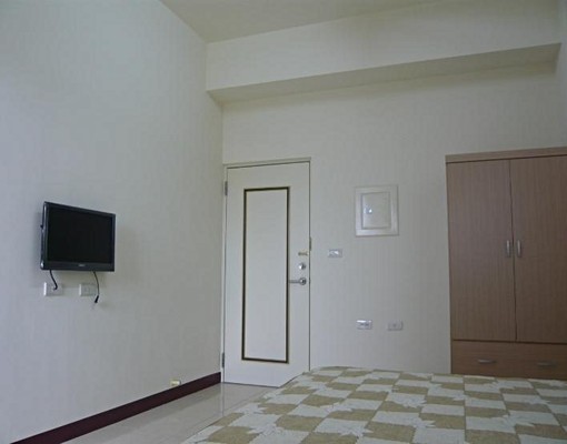 成大醫院旁,新建電梯套房成功大學 - Image 3