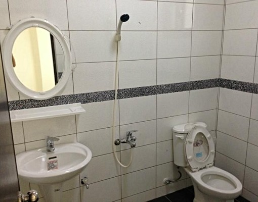 屋齡新的獨立套房，近聯合大學、南苗商圈 - Image 11