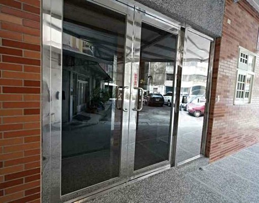 單人電梯套房大樓近老街醒吾師大康橋學區 - Image 3