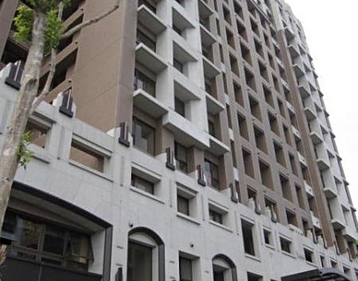 新莊思源路幸福路化成路大樓室內平面大車位 - Image 1