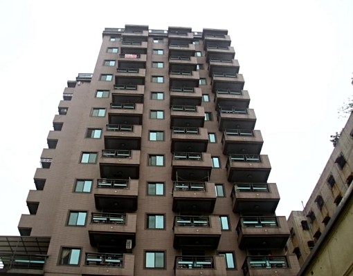 桃園車站觀景大套房可租補 - Image 7