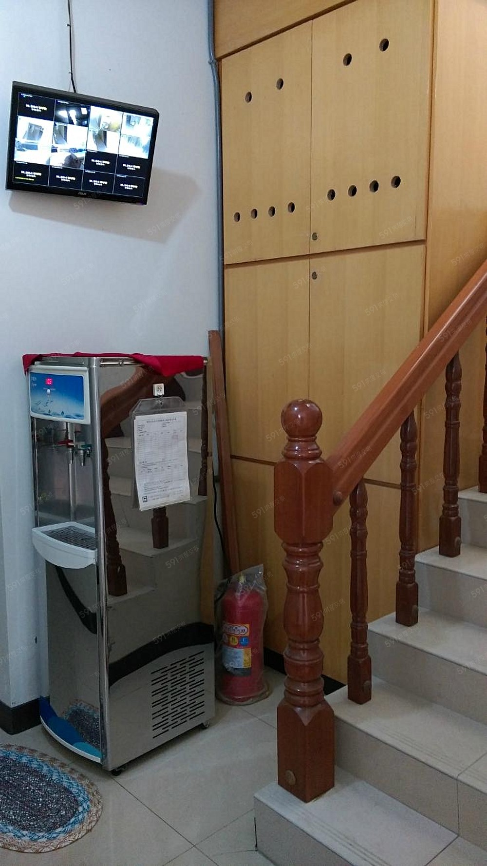 飲水機及監視系統