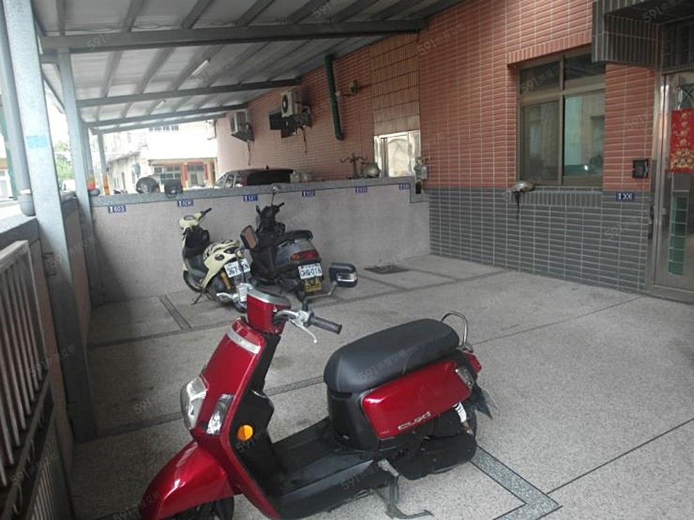 室內停車位,專屬你的停車格