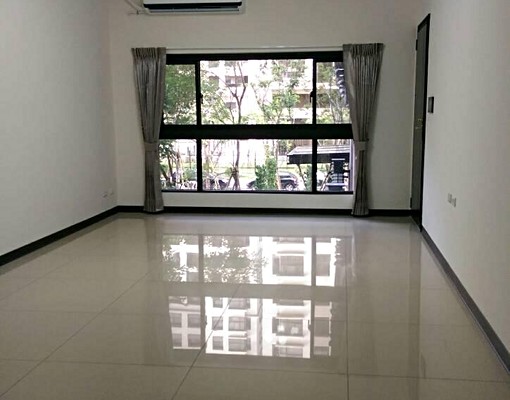 高鐵特區隘口六街3房含車位 - Image 3